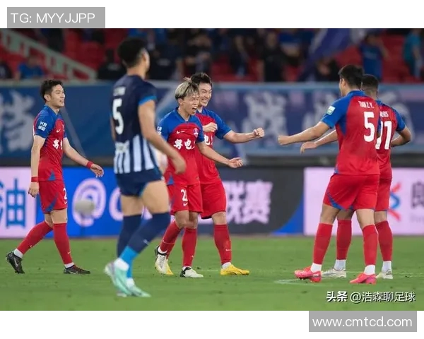 武汉三镇队主帅表示：中超比赛将于下月恢复，球迷期待已久